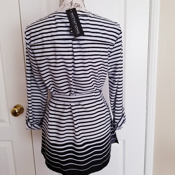 2 for $36 NWT Notations Navy & Cream Tunic - Picture 2 of 5